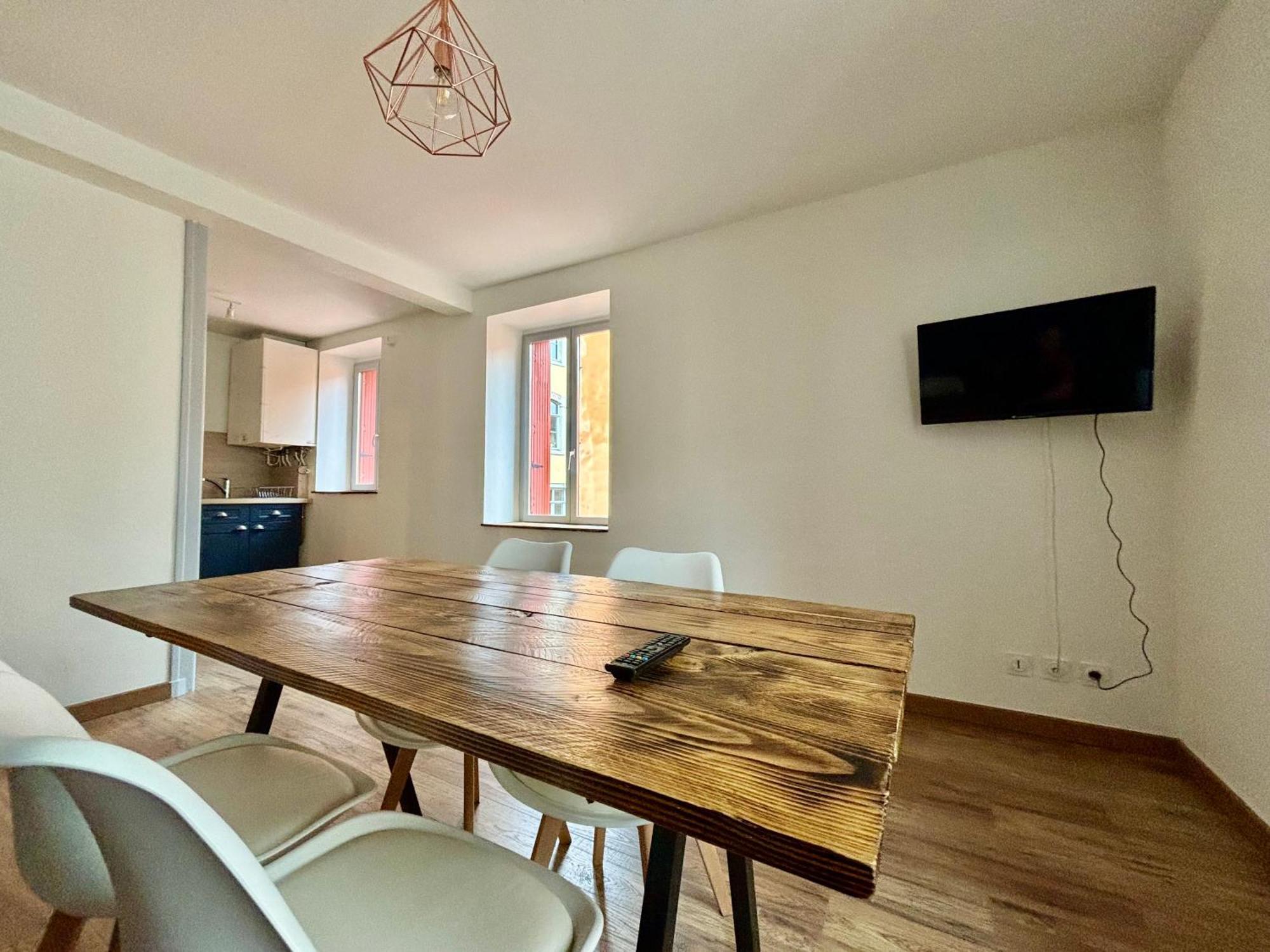 Appartement 6 Personnes - Lit King Size - Balneo - Wifi Le Puy-en-Velay Dış mekan fotoğraf